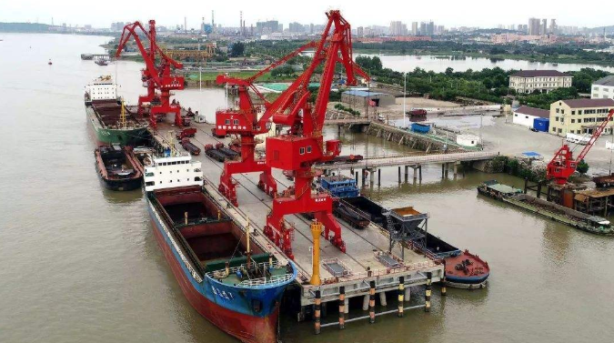 凤城概述露天料场港口封闭问题的实行方法